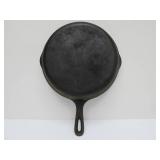 Nice Lot of 5 Vintage WAGNER Cast Iron SKillets