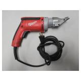 Working Heavy Duty MILWAUKEE 18 Gauge Shear