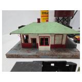 Large Estate Lot of Old Vintage AMERICAN FLYER Trains & Accessories