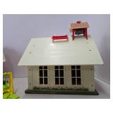 Very Nice Large Estate Lot of Fisher Price Little People Playsets Figures & Accessories