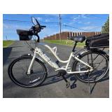 Great Quality Like-New TOWNIE PATH GO! 10D Electric Bicycle