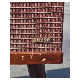 Mid Century MAGNAVOX Turntable Stereo Console Cabinet