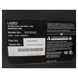 Working VIZIO Model E472VLE 47" Smart TV w/Remote & Stand