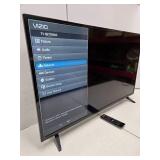 Working VIZIO Model E40-C2 Smart TV w/Remote & Stand