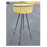 Mid Century Atomic Style Swivel Bar/Kitchen Stool