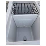 Excellent Like-New ARTIC Cooler w/Divider & Tray