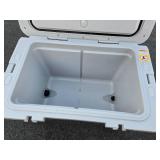 Excellent Like-New ARTIC Cooler w/Divider & Tray