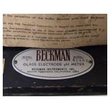 Old Vintage Medical Instrument - Beckman Electrode Ph Meter