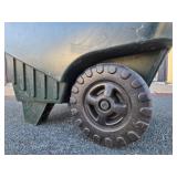 2-Wheeled Green Lawn/Garden Cart