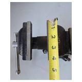 Like-New Vulcan 4" Swivel Bench Vise
