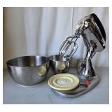 Working Hamilton Beach Scovill Chrome Mixer w/Accessories