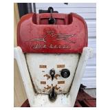 Vintage JOHNSON Seahorse 7.5hp Outboard Motor w/Stand