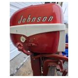 Vintage JOHNSON Seahorse 7.5hp Outboard Motor w/Stand