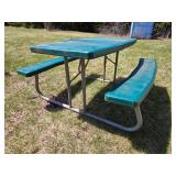 LIFETIME Folding Picnic Table