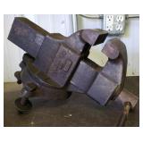 LARGE Antique COLUMBIAN Heavy Duty Bench Vise