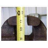 LARGE Antique COLUMBIAN Heavy Duty Bench Vise