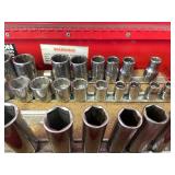 Large Heavy Duty SNAP-ON Rolling Tool Chest FULL of Tools