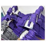17 New 18 Pack Plastic Adult Hangers