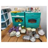 Susie Homemaker Oven and Dish Washer (Reported Working) Plus Vintage Dishware