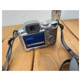 Kodak Easy Share Z612 with rechargeable Battery that holds charge