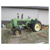 John Deere 4020 tractor with 8-forw...