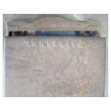 Antique Fairbanks freestanding scal...