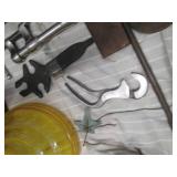 Vintage Wood Bon Ami box, variety o...