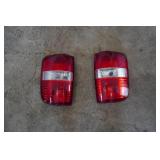 Set of 2 - 2007 Chevrolet Silverado Tail Lights
