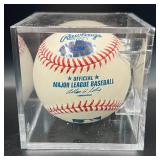 Torii Hunter Signed Baseball Rawlings OMLB Selig Ball Minnesota Twins w/ cube and plaque