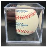 Matt Guerrier (Minnesota Twins Pitcher) Signed Rawlings OMLB Baseball w/ cube