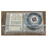 Gordie Howe Signed Hockey Puck Inscribed "HOF 72" with Display and Card - Vintage Detroit Red Wings Hockey