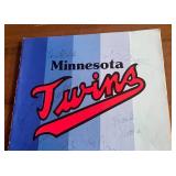 1982 Minnesota Twins Official Program and Scorecard w/ 11 Autographs including Frank Viola - Baseball