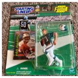 Dan Marino 1999-2000 Kenner Starting Lineup Football Figurine
