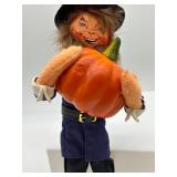 Annalee 2005 Pilgrim and Lady Dolls with Pumpkin and Basket