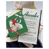 Annalee 2005 Pilgrim and Lady Dolls with Pumpkin and Basket