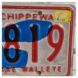 MN "Red Lake Chippewa" Walleye Plate 1984
