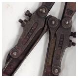 Bulldog Bolt Cutters and Magnet