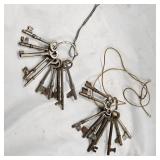 (2) Rings of Vintage Skeleton Keys