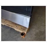 Ikea Gas Range with Convection Oven...