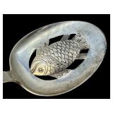Vintage David Andersen Floriform Pattern Fish Server / Floriform by David Andersen Norwegian Sterling Silver Fish Server w/ Fish