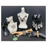 Sparkle and Shine! A Variety of Beautiful Sparkly Jewelry