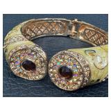 Sparkle and Shine! A Variety of Beautiful Sparkly Jewelry