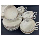 Vintage Lenox Valera E537 Complete Eight Piece Place Setting