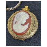 Vintage Ladies Finds! Vintage Mesh Coin Purse, Vintage Watch and More