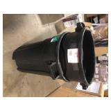 Lot of HDX 32 Gal. Black Outdoor Vented Trash Can with Domed Lid Customer Returns See Pictures