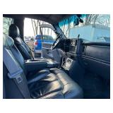 2001 CHEVROLET SILVERADO 2500HD LT 4x4 *No Accidents*