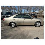 2003 TOYOTA CAMRY XLE *No Accidents*