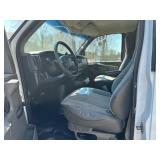 2004 CHEVROLET EXPRESS G3500 *No Accidents*