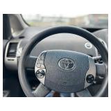 2009 TOYOTA PRIUS TOURING *2 Owners w/ No Reserve*