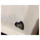 Bootz Industries Maui 60 in. x 30 in. Soaking Bathtub with Left Drain in White Damaged Customer Returns See Pictures